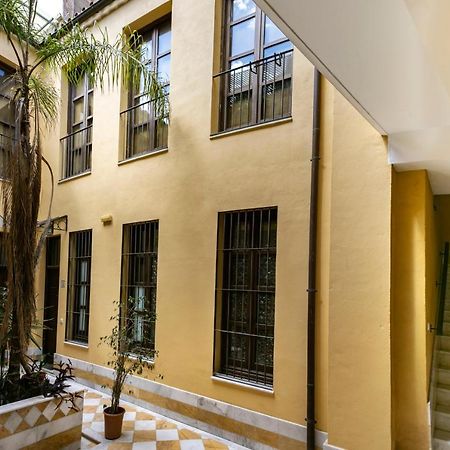 -Malagasunapts- Premium Historical Citycentre Екстериор снимка