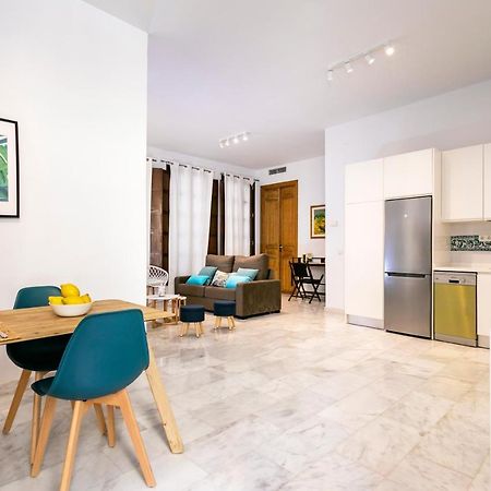 -Malagasunapts- Premium Historical Citycentre Екстериор снимка