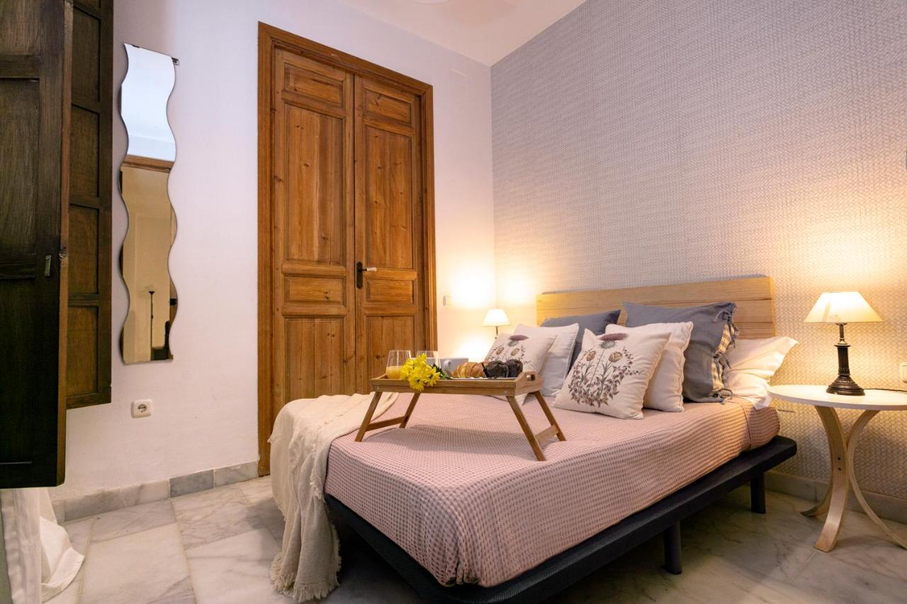 -Malagasunapts- Premium Historical Citycentre Екстериор снимка